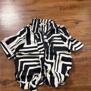 H&M Black and White Striped Men's Shirt